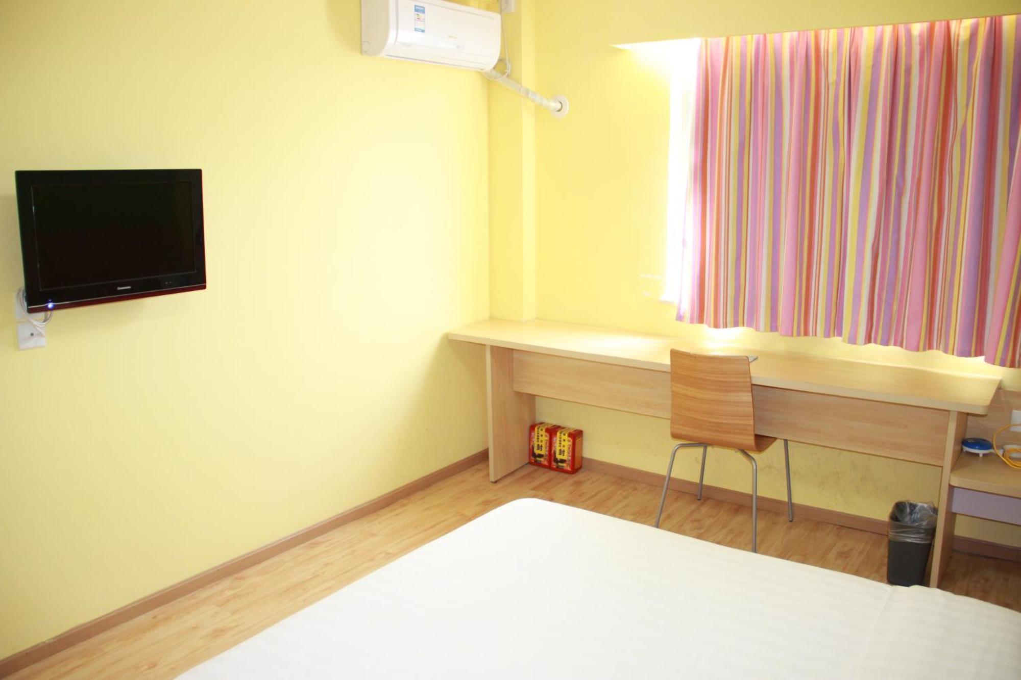 Iu Hotel Guangzhou Jingxi Nanfang Hospital Station Esterno foto