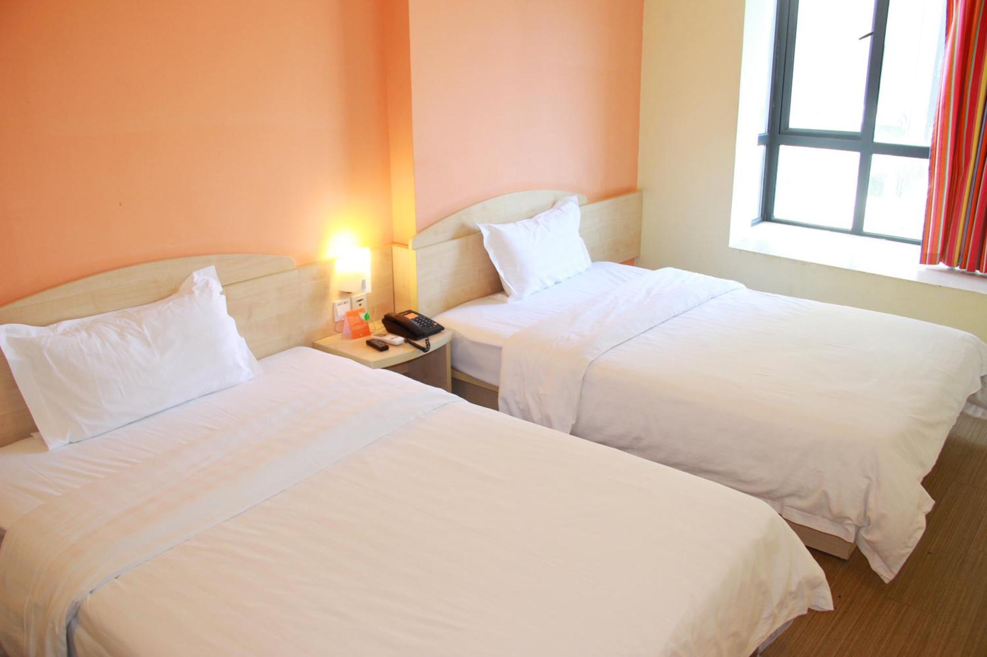 Iu Hotel Guangzhou Jingxi Nanfang Hospital Station Esterno foto