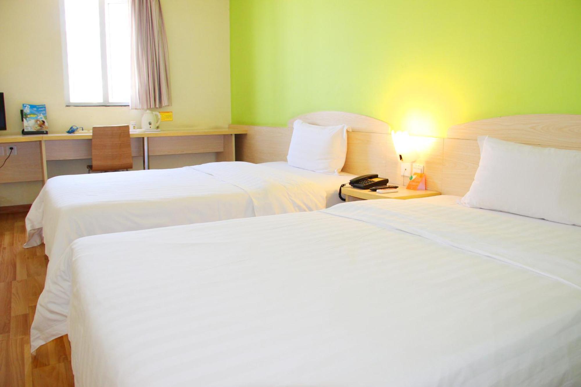 Iu Hotel Guangzhou Jingxi Nanfang Hospital Station Esterno foto