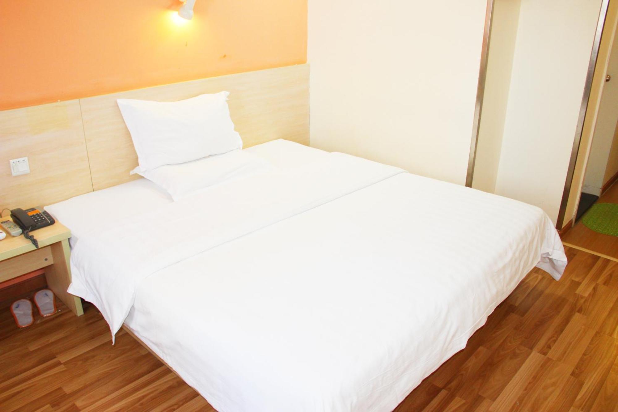 Iu Hotel Guangzhou Jingxi Nanfang Hospital Station Esterno foto